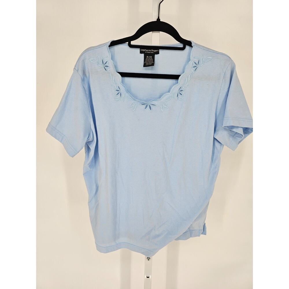 Vtg Stephanie Rogers Womens Sz XL Short Sleeve Top Light Blue Floral Embroidered